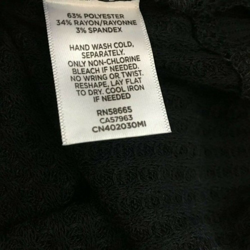Caslon Black Cozy V-Neck Waffle Knit Tee - Picture 15 of 16
